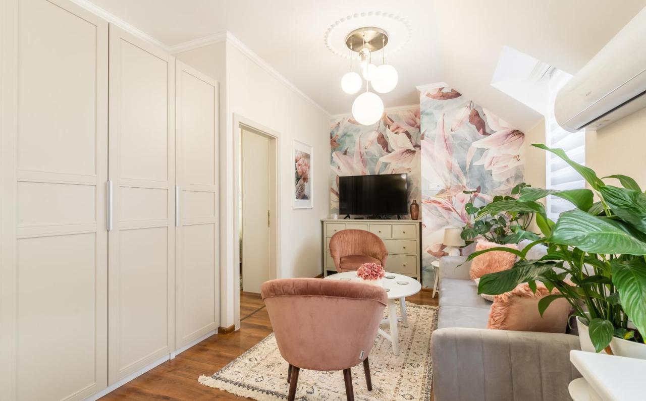 Monarchia Apartman Pearl Mosonmagyarovar Exterior photo