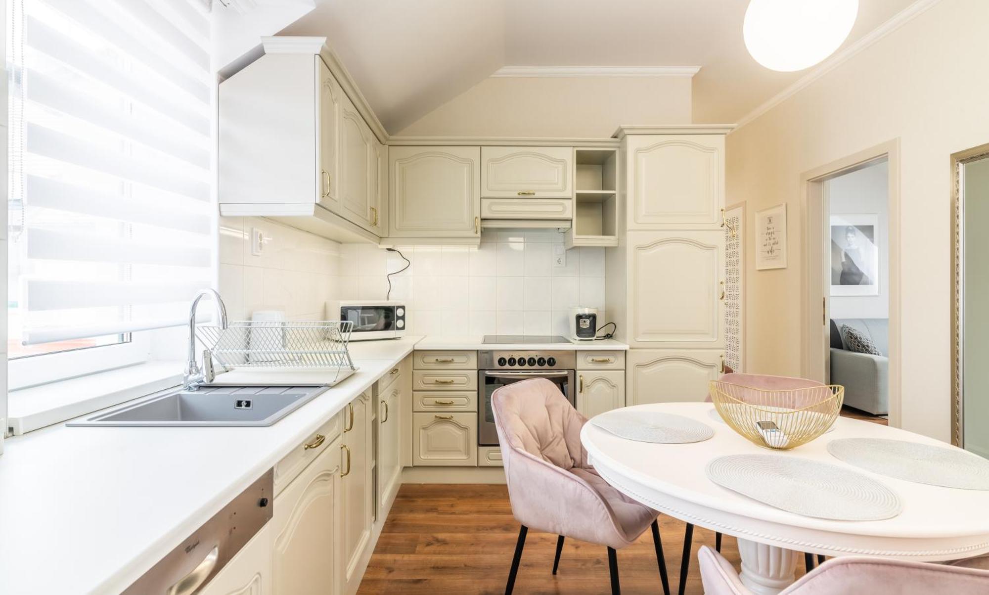 Monarchia Apartman Pearl Mosonmagyarovar Exterior photo